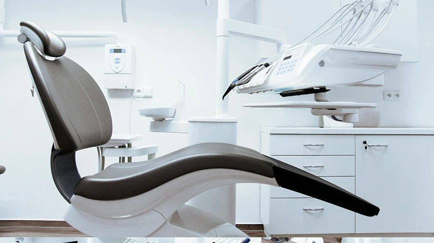 Jakie produkty powinien oferować dobry sklep dentystyczny?